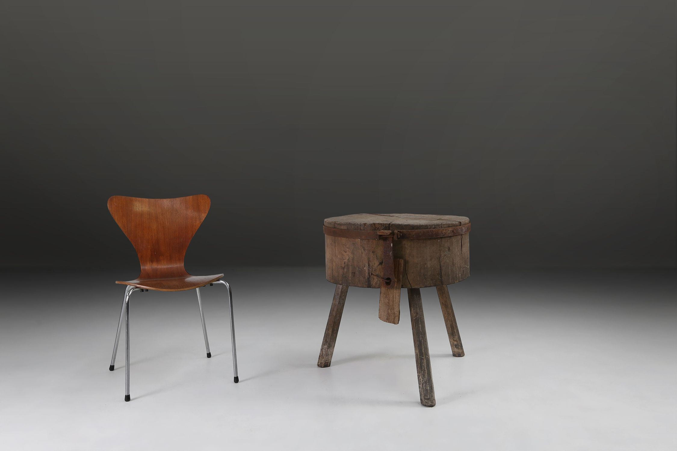 Large rustic French Chopping Block Table, France 1920sthumbnail
